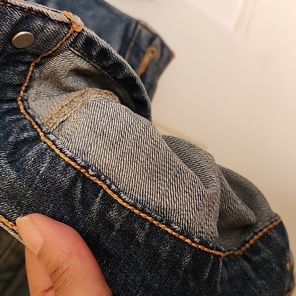 Levi's Trucker Style Denim Jacket - Picture 13 of 13